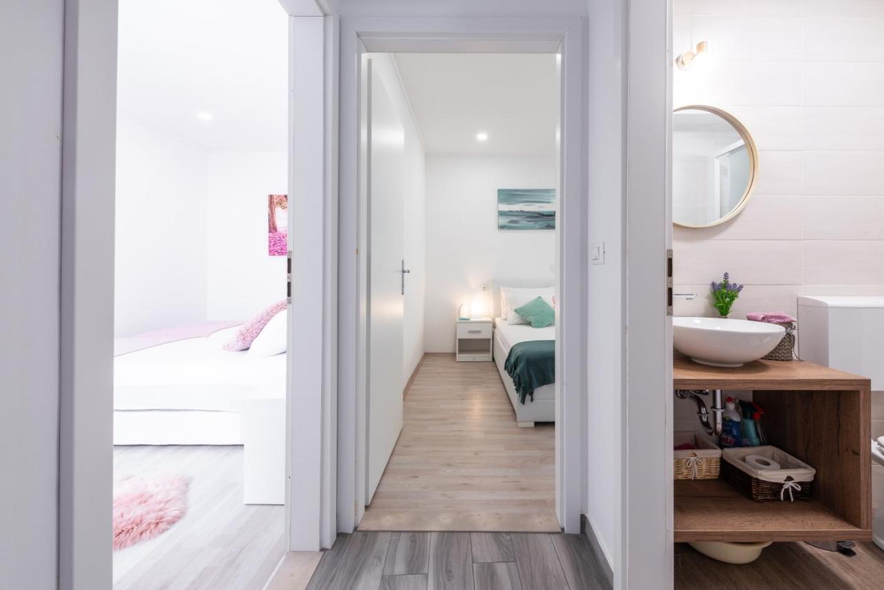 Little Stone House Apartment Buici  Bagian luar foto