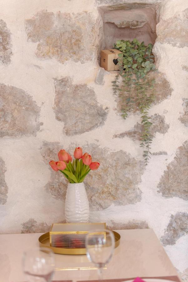 Little Stone House Apartment Buici  Bagian luar foto