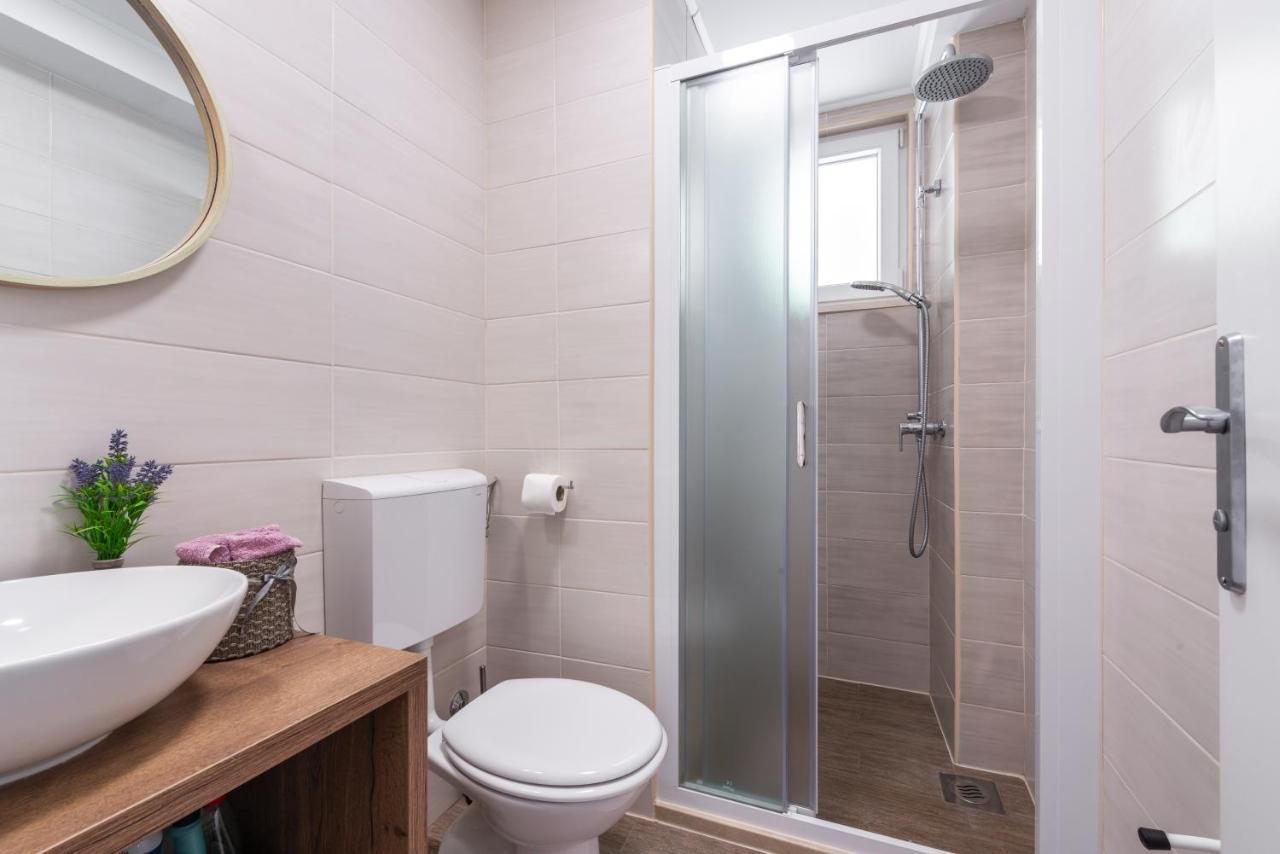 Little Stone House Apartment Buici  Bagian luar foto
