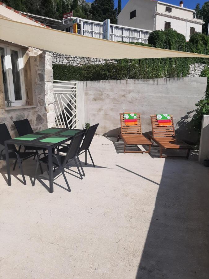 Little Stone House Apartment Buici  Bagian luar foto