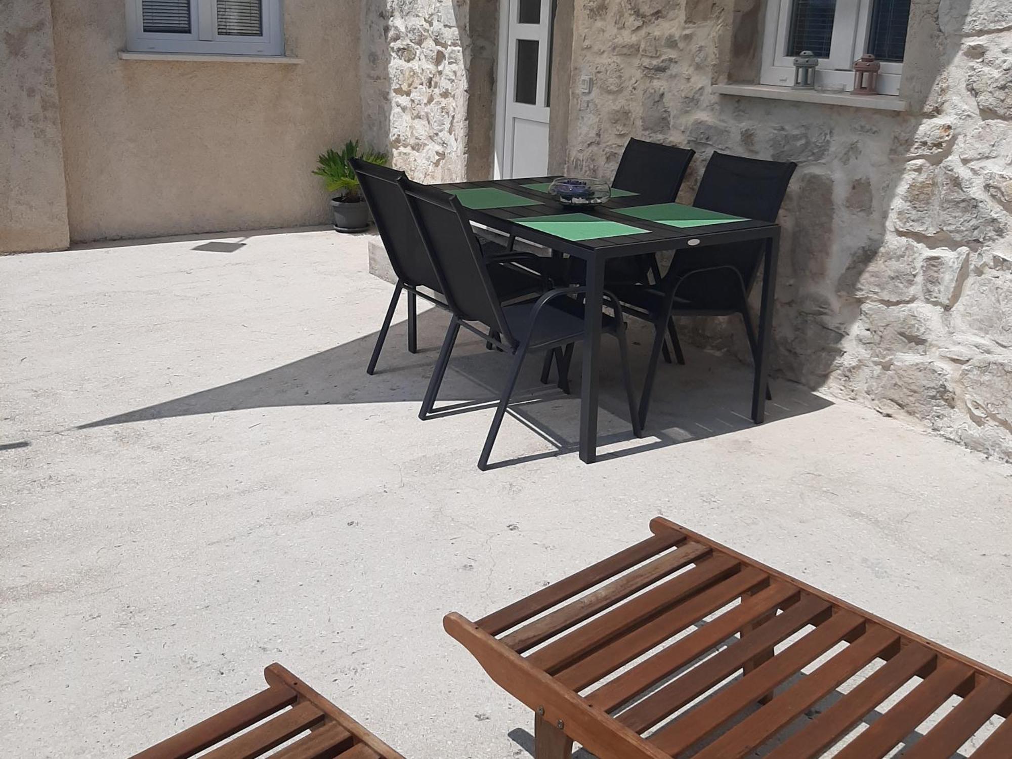 Little Stone House Apartment Buici  Bagian luar foto